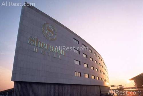 Hotel Sheraton Paris Airport Hotel & Conference Centre 